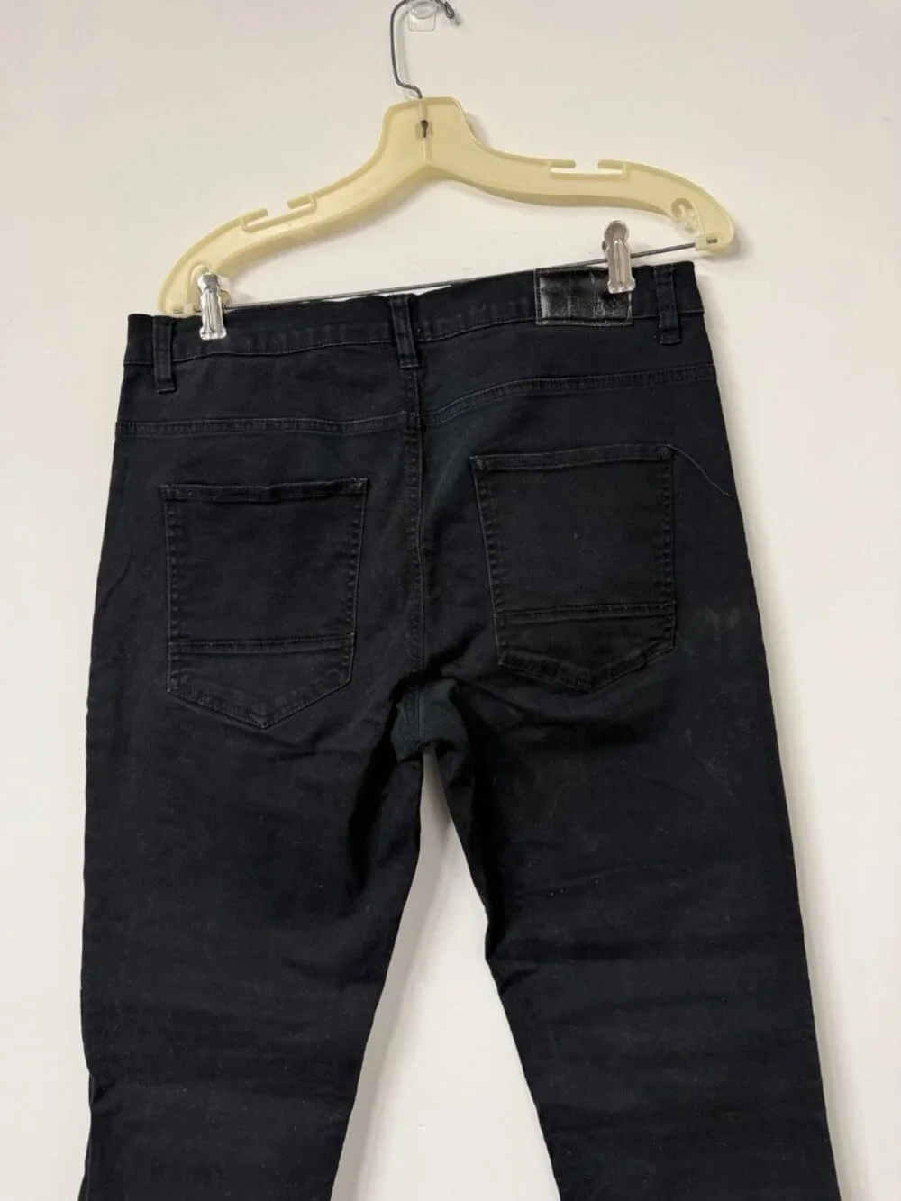 Southpole Men's 32x33 Black Denim Cotton Raw Hem Pockets Skinny Legs Jeans Pants